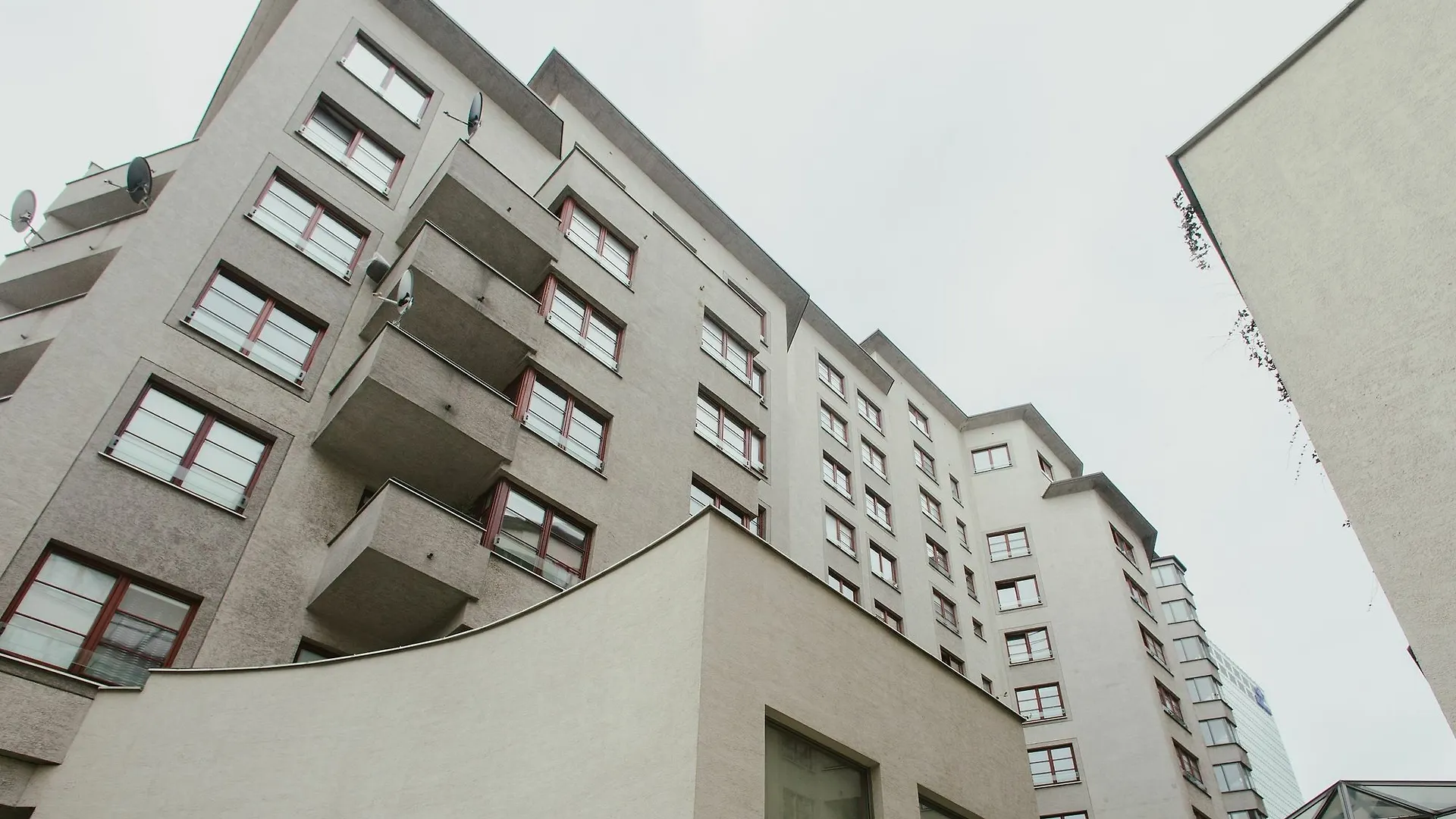 Lucka Rooms - My Sweet Lord Warsaw
